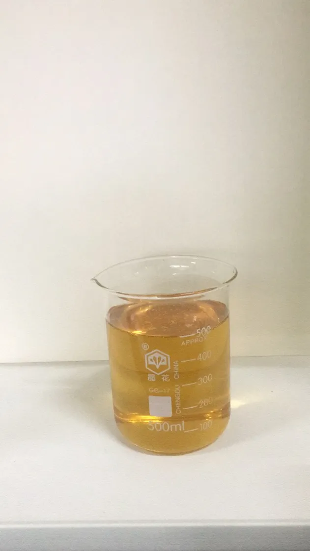 HX-YZJ01 precast concrete admixture liquid sample in laboratory beaker showing transparent yellow water reducer liquid