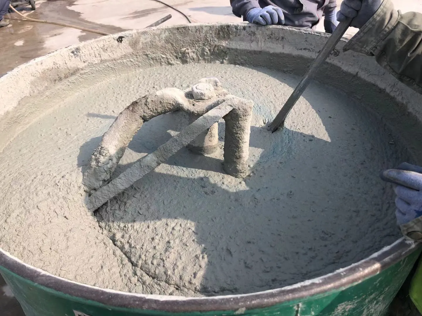How Does Superplasticizer/Water Reducer Work in Concrete