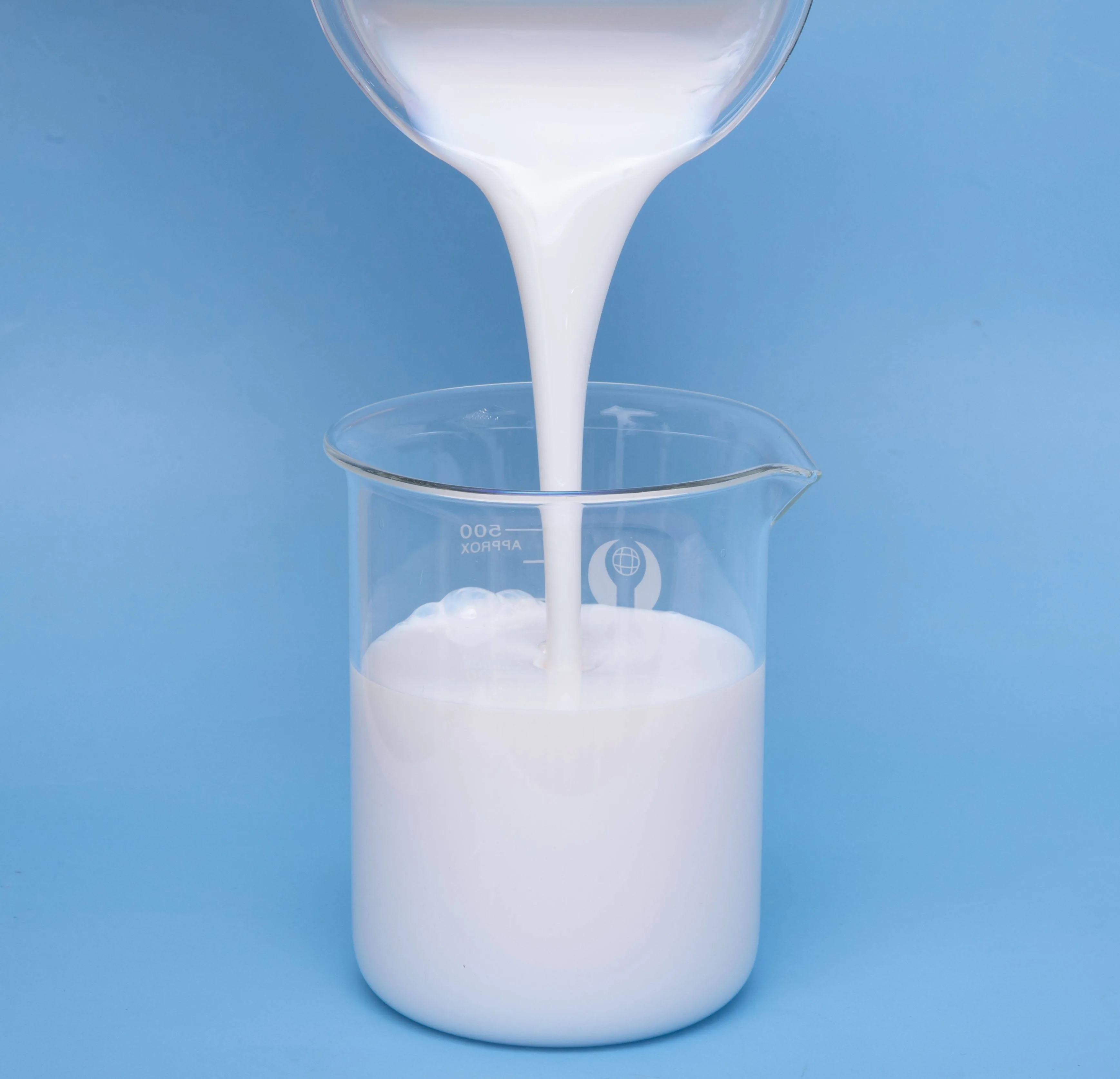 Liquid polyether concrete defoamer in laboratory beaker
